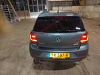 Volkswagen Polo 1.2 TSI 66KW 2015 Grijs, Auto's, Volkswagen, 4 cilinders, Handgeschakeld, 1000 kg, 550 kg