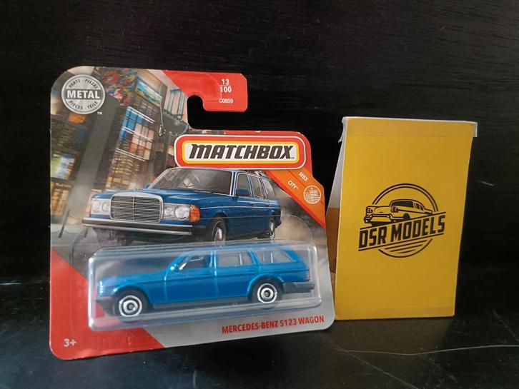 Matchbox Mercedes-Benz S123 Wagon - Nieuw in verpakking, Hobby en Vrije tijd, Modelauto's | Overige schalen, Nieuw, Auto, Ophalen of Verzenden