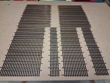 60 x fleischmann 6000/1700 rechte rails  bijna nieuw staat beschikbaar voor biedingen