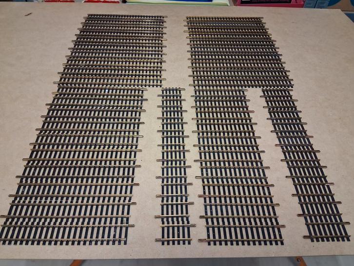60 x fleischmann 6000/1700 rechte rails  bijna nieuw staat, Hobby en Vrije tijd, Modeltreinen | H0, Zo goed als nieuw, Rails, Gelijkstroom