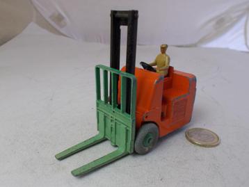 1956 Dinky Toys 401 COVENTRY CLIMAX FORK LIFT TRUCK (-M-) beschikbaar voor biedingen