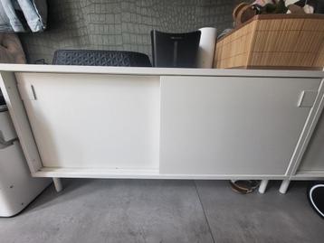 Ikea Kastje met Schuifdeuren