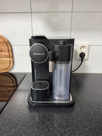 De Longi Nespresso beschikbaar voor biedingen