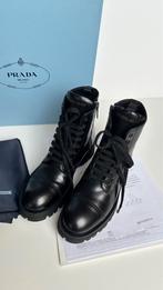 100% Originele Prada Combat Boots, Kleding | Dames, Schoenen, Lage of Enkellaarzen, Ophalen of Verzenden, Prada, Zo goed als nieuw