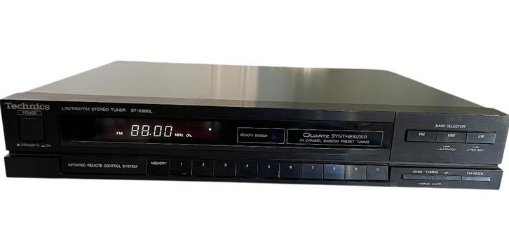 Technics tuner ST X 880 L. zgan, Audio, Tv en Foto, Tuners, Zo goed als nieuw, Ophalen of Verzenden
