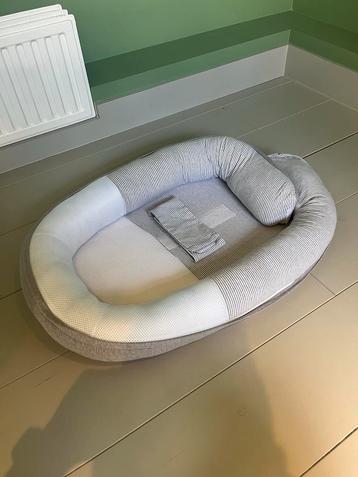 Doomoo Cocoon Classic Grey Wieg beschikbaar voor biedingen