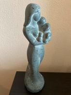 Blauw Aardewerk Beeld Moeder met Kind, Antiek en Kunst, Kunst | Beelden en Houtsnijwerken, Ophalen of Verzenden