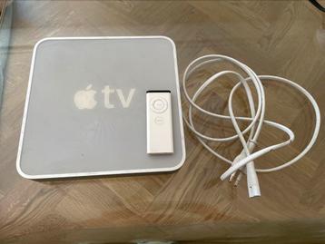 Apple TV 1e gen, met originele afstandsbediening en kabel beschikbaar voor biedingen