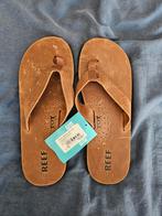 NIEUWE Reef slippers leer mt 12 / 45 met bieropener in zool, Kleding | Heren, Schoenen, Ophalen of Verzenden, Nieuw, Bruin