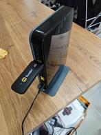Netgear 2.4Ghz & 5Ghz router met 4G-USB modem, Ophalen of Verzenden, Zo goed als nieuw