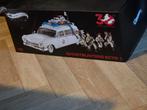 Ghostbusters 1:18 ECTO 1 30th anniversary hotwheels elite, Hobby en Vrije tijd, Modelauto's | 1:18, Ophalen, Zo goed als nieuw