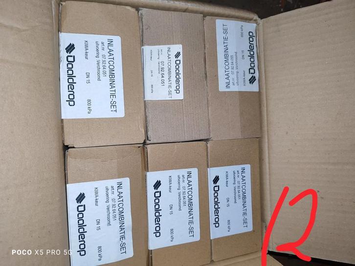 Hele grote partij nieuwe kranen en inlaatcombinaties, Doe-het-zelf en Verbouw, Geisers en Boilers, Boiler, Minder dan 20 liter