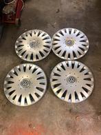 4 gebruikte 15 inch vw wieldoppen, Auto diversen, Wieldoppen, Ophalen of Verzenden, Gebruikt