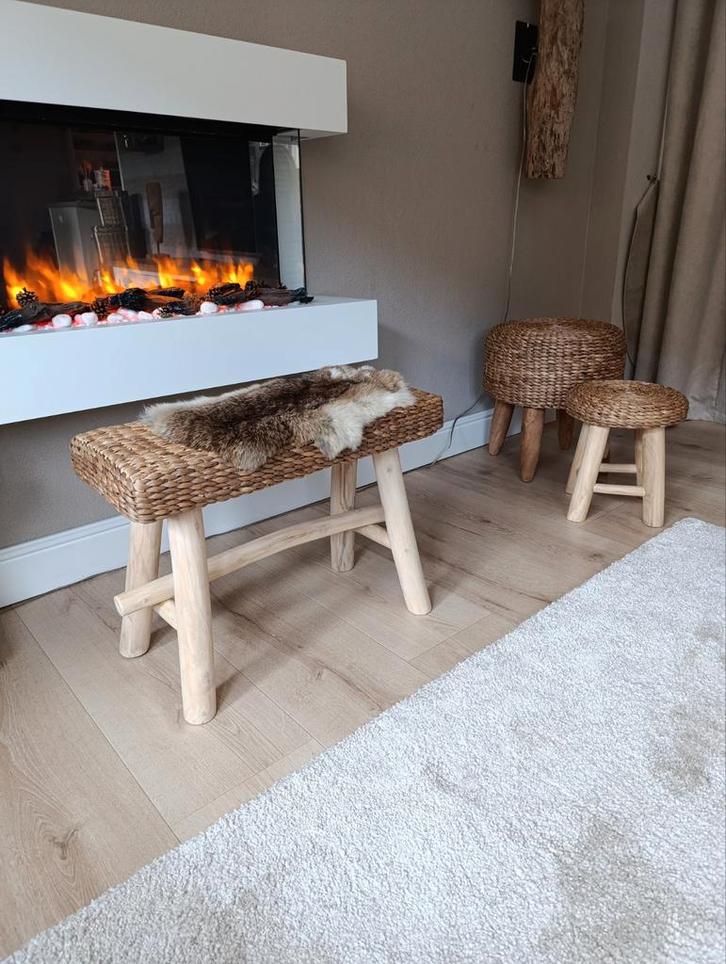 Landelijke bankjes, waterhyacint poef nieuw, Huis en Inrichting, Krukjes, Nieuw, Hout, Ophalen of Verzenden