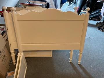 Kinderbed 95 x 175 ledikant vintage beschikbaar voor biedingen