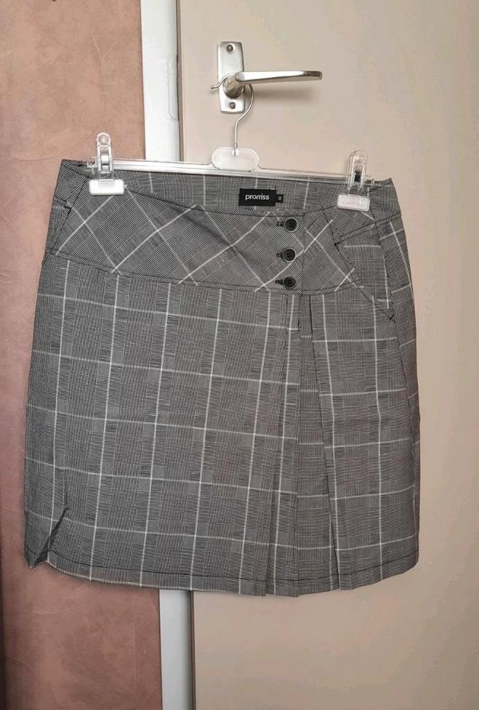 Nette rok maat 40, Kleding | Dames, Rokken, Zwart, Boven de knie, Ophalen of Verzenden