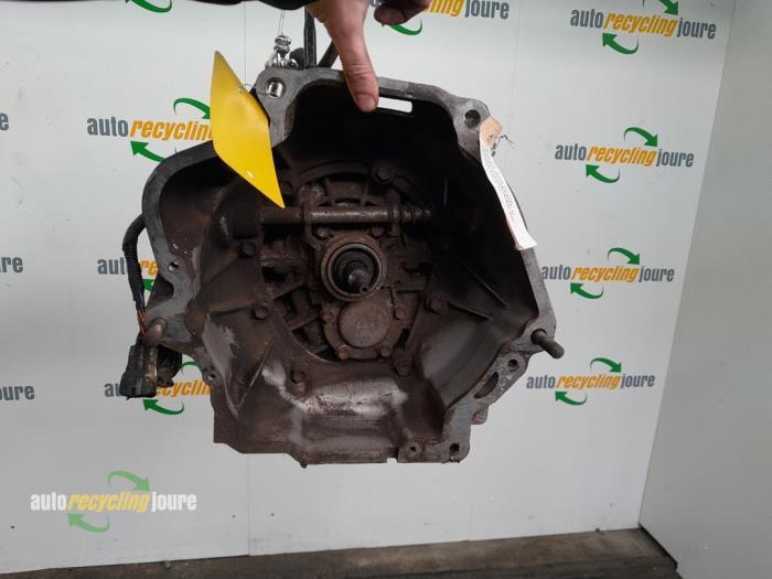 Versnellingsbak van een Suzuki Vitara (Vitara 88-), Auto-onderdelen, Transmissie en Toebehoren, Suzuki, Gebruikt, 3 maanden garantie