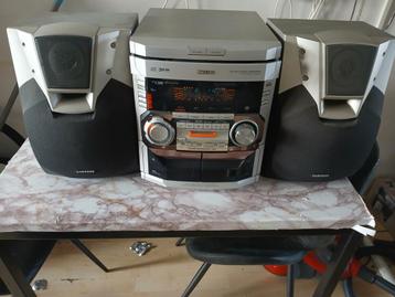 philips stereo met boxen weg is weg 5€ 100% goed  beschikbaar voor biedingen