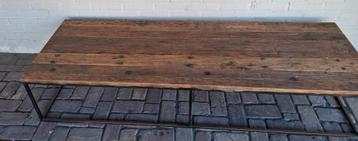 Mooie robuuste tv tafel kastje met ijzeren onderstel 180 cm beschikbaar voor biedingen