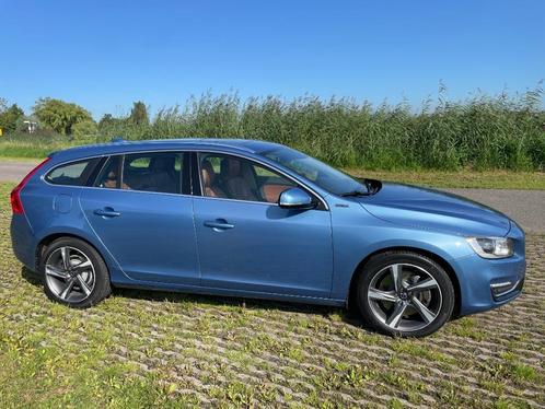 Volvo V60 D6 215pk Plug-in Hybrid 2013 Blauw, Auto's, Volvo, Particulier, V60, 4x4, ABS, Achteruitrijcamera, Adaptieve lichten