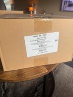 Pokemon 151 UPC case (gesealed), Tuin en Terras, Ophalen of Verzenden, Zo goed als nieuw