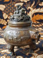 Mooie antieke Chinese dierenriem wierookbrander van brons., Ophalen of Verzenden