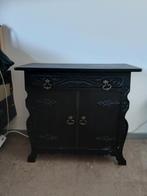 Zwart kastje met deuren Vintage, Gebruikt, 50 tot 100 cm, 25 tot 50 cm, Overige houtsoorten
