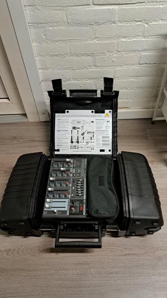 Behringer PPA200 Draagbaar PA Systeem, Muziek en Instrumenten, Mengpanelen, Ophalen of Verzenden