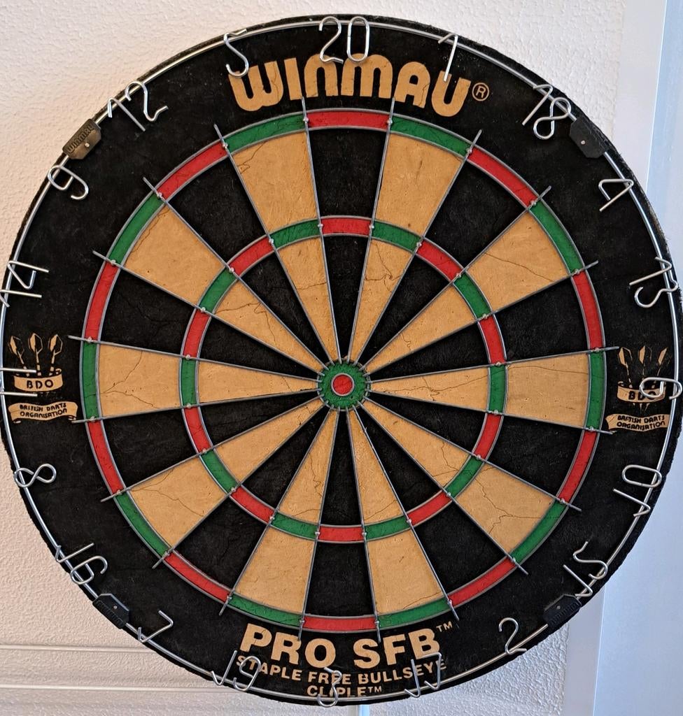 Winmau Dartbord - Pro SFB, Sport en Fitness, Darts, Ophalen of Verzenden, Zo goed als nieuw, Dartbord