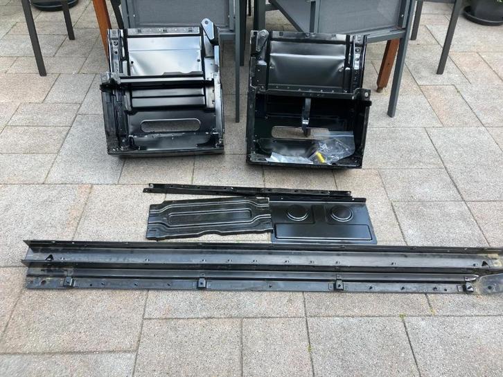 Onderbak stoel links en rechts voor Vito W447, Auto-onderdelen, Interieur en Bekleding, Mercedes-Benz, Gebruikt, Ophalen of Verzenden