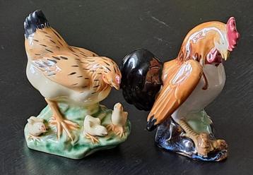 Leuk gezin. Haan & kip met hun kuikens. Vintage porselein.  beschikbaar voor biedingen
