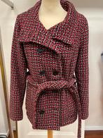 King Louie jas maat L 40 boucle rood zwart ecru, Kleding | Dames, Jassen | Winter, Ophalen of Verzenden, Zo goed als nieuw, Maat 38/40 (M)