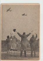 ansichtkaart voedseldropping mei 1945 Boeing vliegtuig, Verzamelen, Gebruikt, Ophalen of Verzenden, Kaart, Foto of Prent