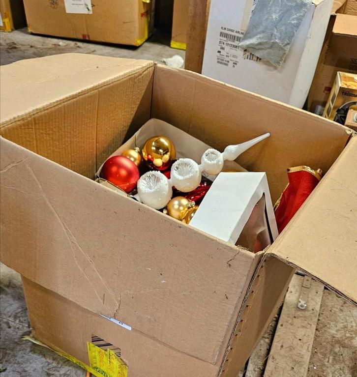 Doos vol diverse kerstspullen, Diversen, Kerst, Gebruikt, Ophalen of Verzenden