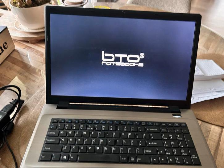 BTO Notebook - Goed Onderhouden, Computers en Software, Windows Laptops, Gebruikt, 17 inch of meer, SSD, Onbekend, 16 GB, Qwerty