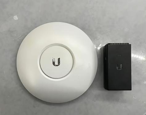 UniFi UAP AC Lite, Computers en Software, Accesspoints, Gebruikt, Ophalen of Verzenden