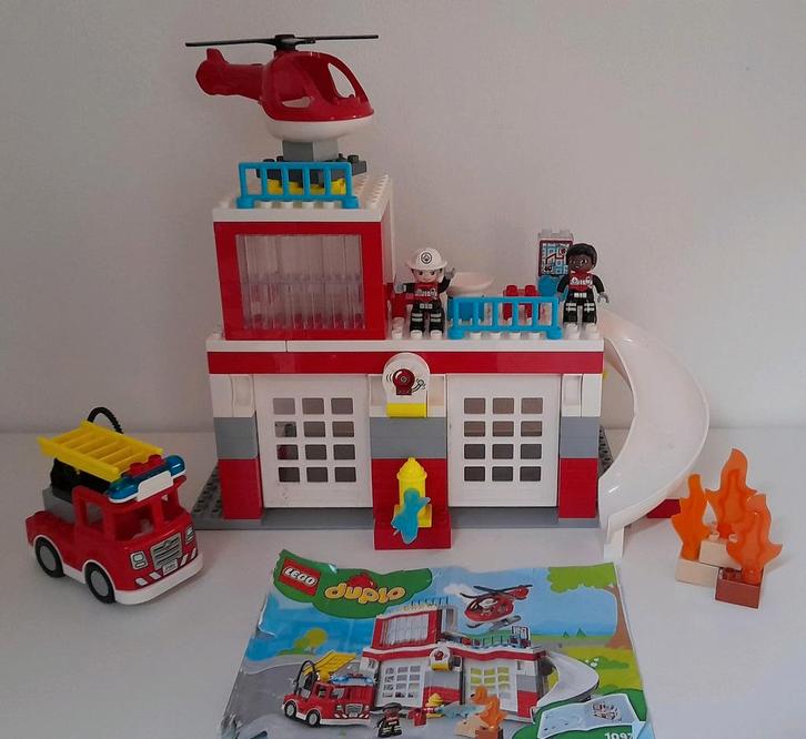 Lego Duplo Brandweerkazerne en Helicopter 10970, Kinderen en Baby's, Speelgoed | Duplo en Lego, Gebruikt, Duplo, Ophalen of Verzenden