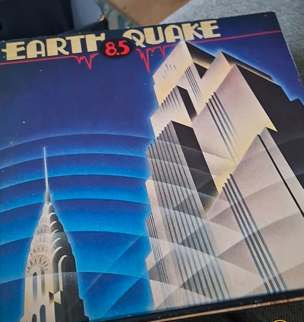 Earth Quake LP - Klassieker!, Ophalen of Verzenden, Gebruikt, Overige genres