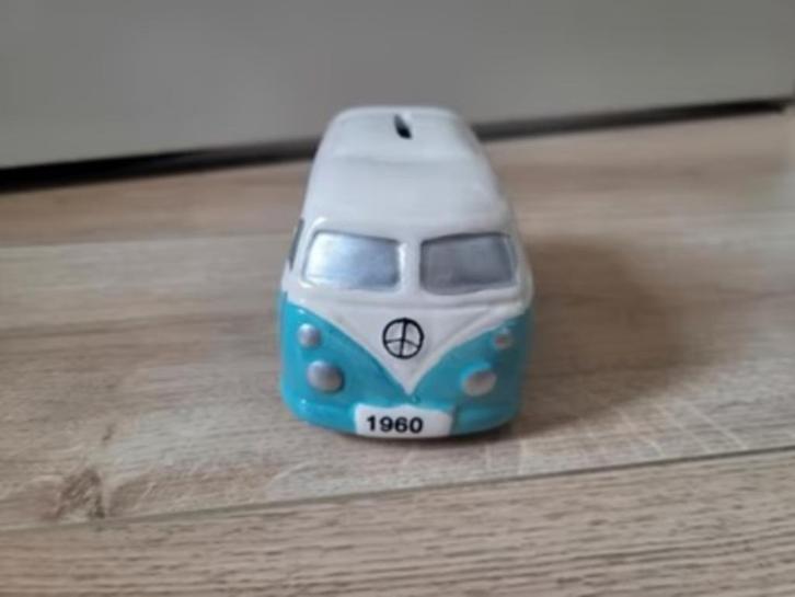 Volkswagen Bus Spaarpot – Turquoise Retro Eyecatcher, Verzamelen, Spaarpotten, Zo goed als nieuw, Vervoermiddel, Steen, Aardewerk of Keramiek