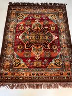 Tafelkleed / vloerkleed wol 1.35 bij 1.65 vintage, Huis en Inrichting, Stoffering | Tapijten en Kleden, Ophalen of Verzenden, Zo goed als nieuw
