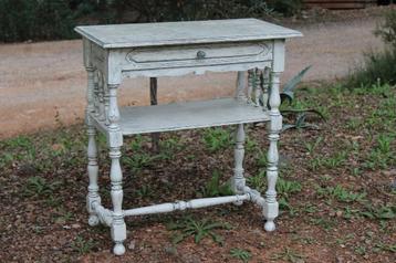 Brocante - Knusse Provençaalse bijzettafel! beschikbaar voor biedingen