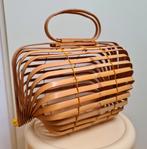 Bamboe tas jaren 50 60 origineel design + geel knopje mooi, Sieraden, Tassen en Uiterlijk, Tassen | Damestassen, Ophalen, Gebruikt
