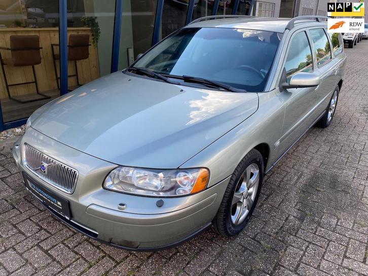 Volvo V70 2.4 Kinetic Automaat / Youngtimer, Auto's, Volvo, Bedrijf, Te koop, V70, ABS, Airbags, Airconditioning, Boordcomputer