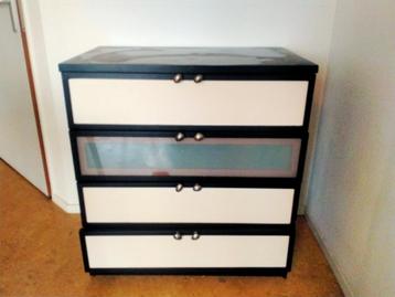 Gratis Op te halen Dressoir en Mahonie Bureaukast met mappen