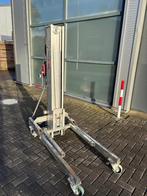 Kanaal lift te huur, Ophalen, Zo goed als nieuw