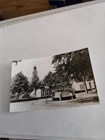 OOSTVOORNE AAN ZEE. DORPSPLEIN, Ophalen of Verzenden, Voor 1920, Zuid-Holland