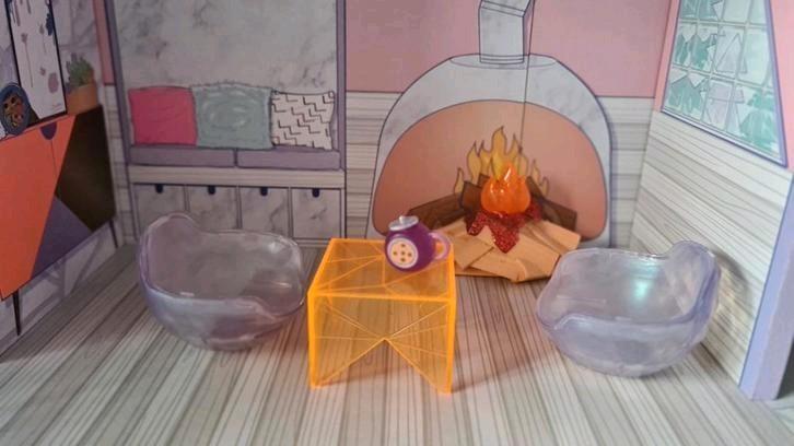 Prachtig LOL winterhuis, Kinderen en Baby's, Speelgoed | Poppenhuizen, Zo goed als nieuw, Poppenhuis, Ophalen