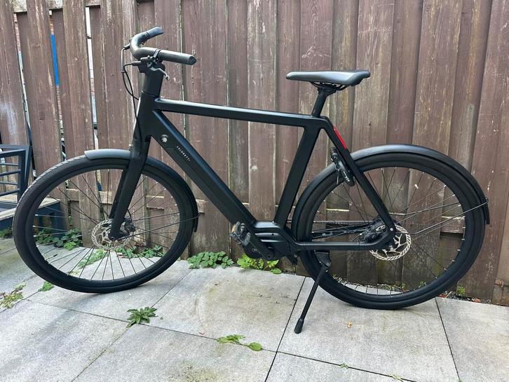 Zwarte Veloretti Ace Two Electric (2500km van 06/24), Fietsen en Brommers, Fietsen | Heren | Sportfietsen en Toerfietsen, Zo goed als nieuw