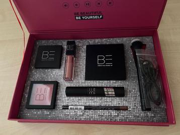 BE creatieve make-up pakket *~~nieuw~~~* beschikbaar voor biedingen