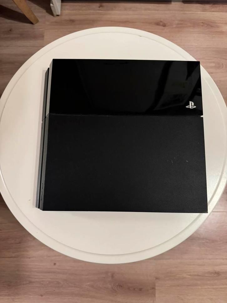 PS4 / Playstation 4 500 Gb, Spelcomputers en Games, Spelcomputers | Sony PlayStation 4, Zo goed als nieuw, Original, 500 GB, Zonder controller